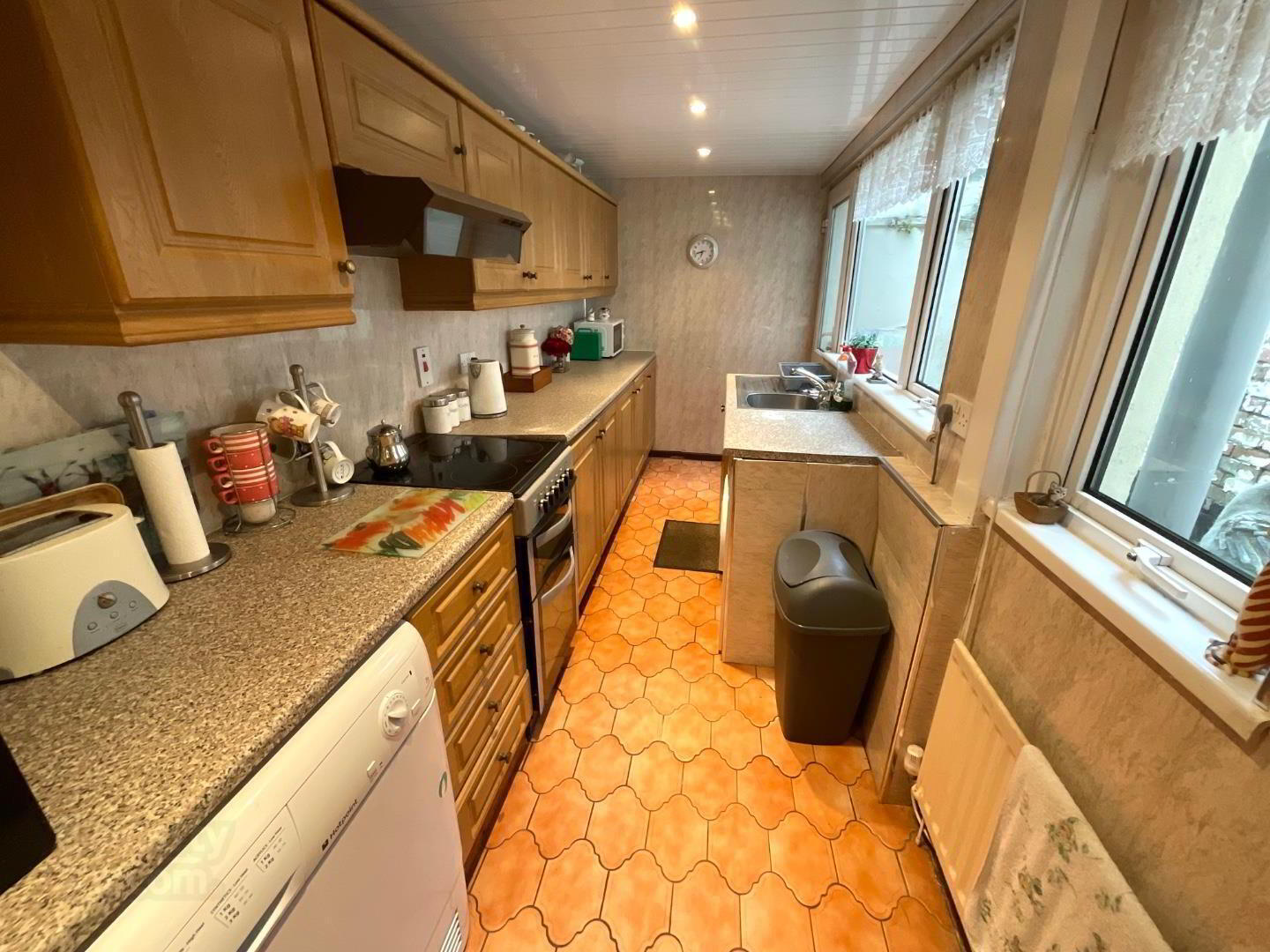 16 Rutherglen Street 5 of 9