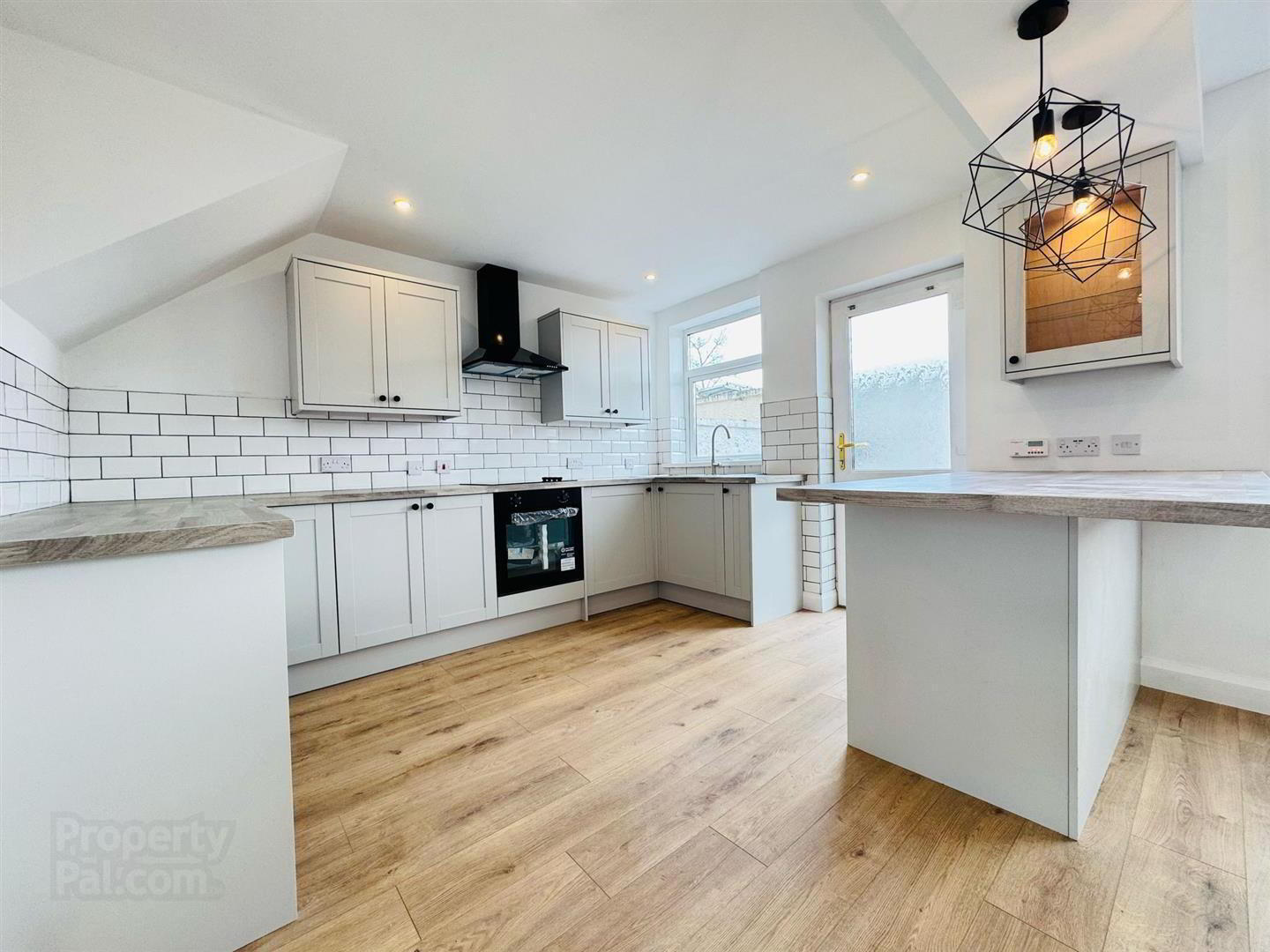 79 Princes Crescent 5 of 13