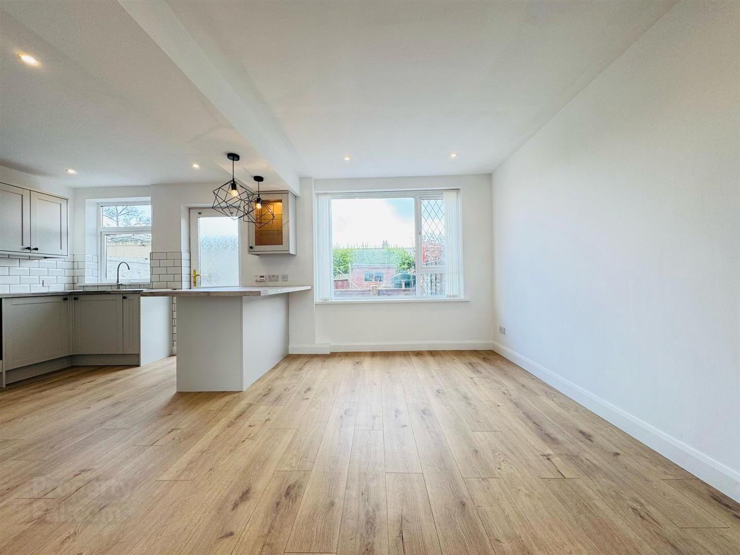 79 Princes Crescent 6 of 13