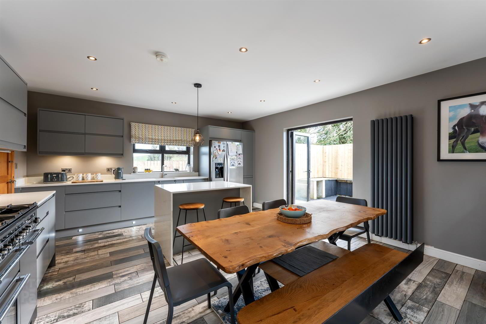 Swallow Barn, 11a Cardy Road East 8 of 34