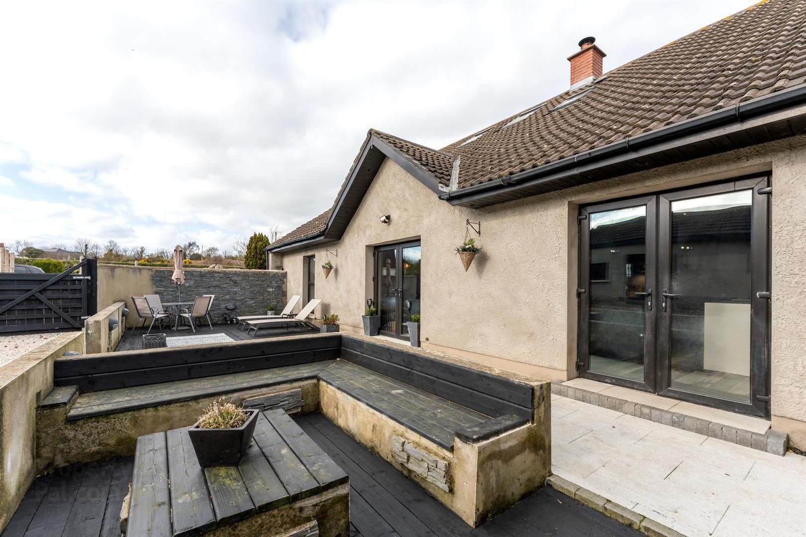 Swallow Barn, 11a Cardy Road East 28 of 34