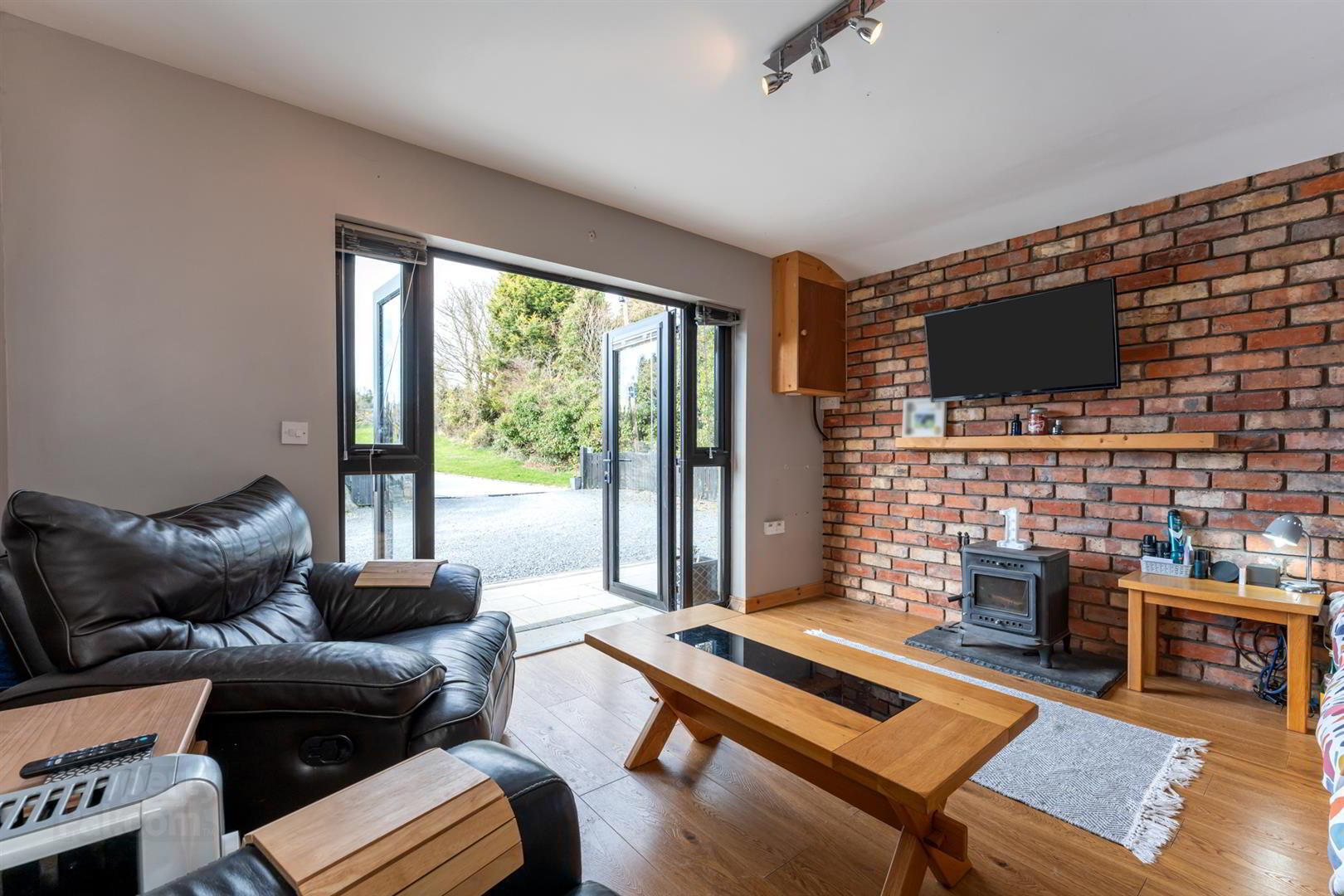 Swallow Barn, 11a Cardy Road East 16 of 34