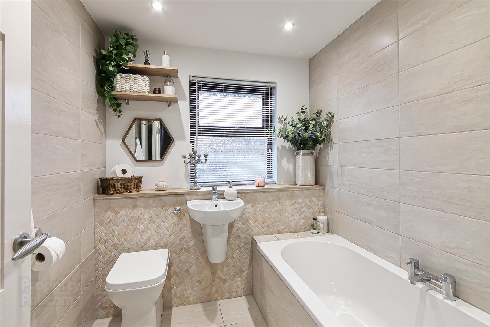 42 Beechgrove Gardens 17 of 21