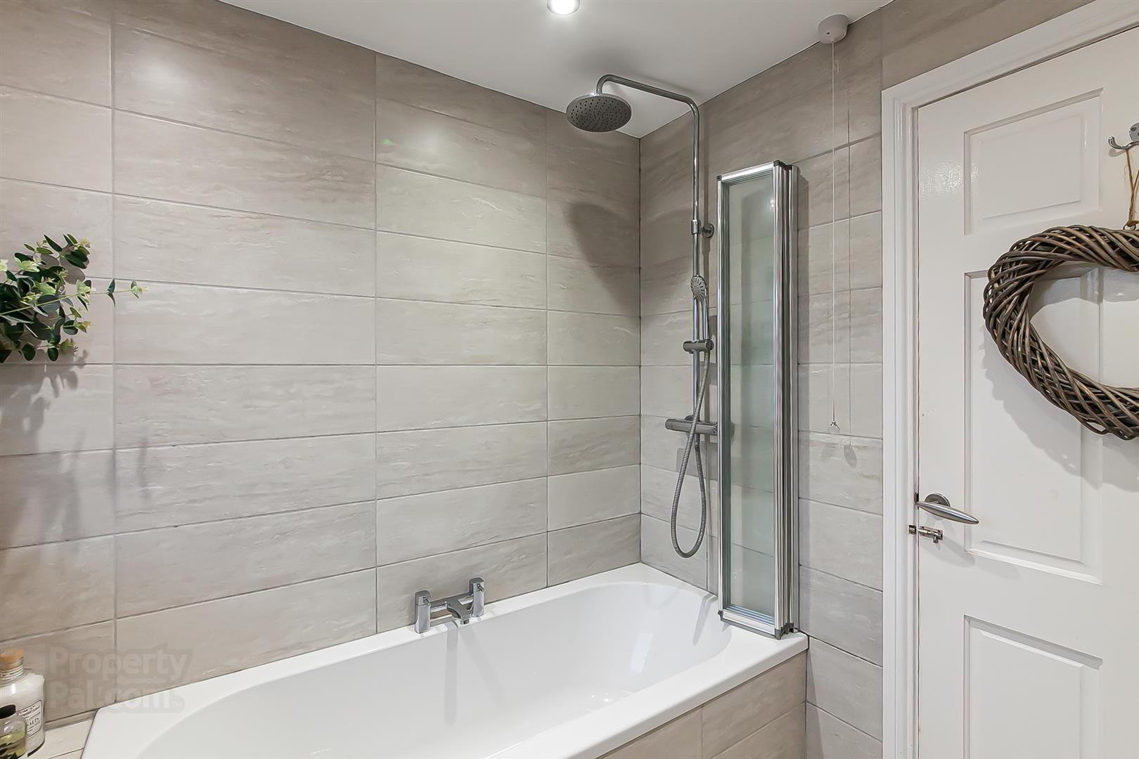 42 Beechgrove Gardens 18 of 21