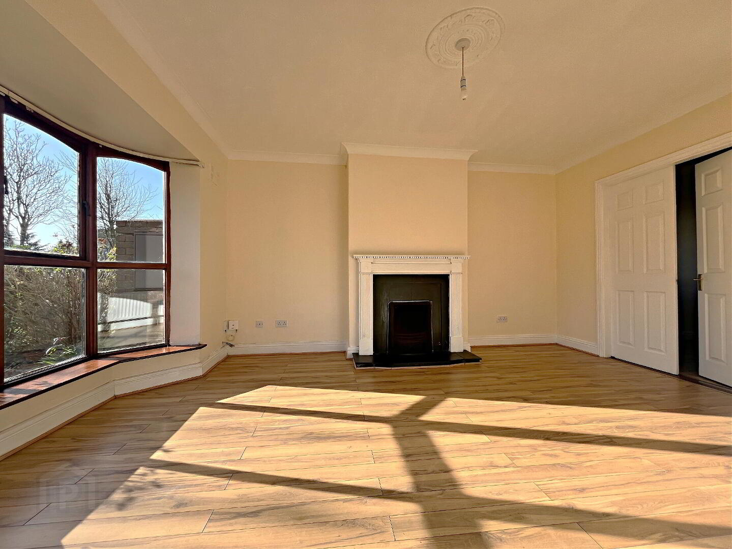15 Albury Ave 6 of 18