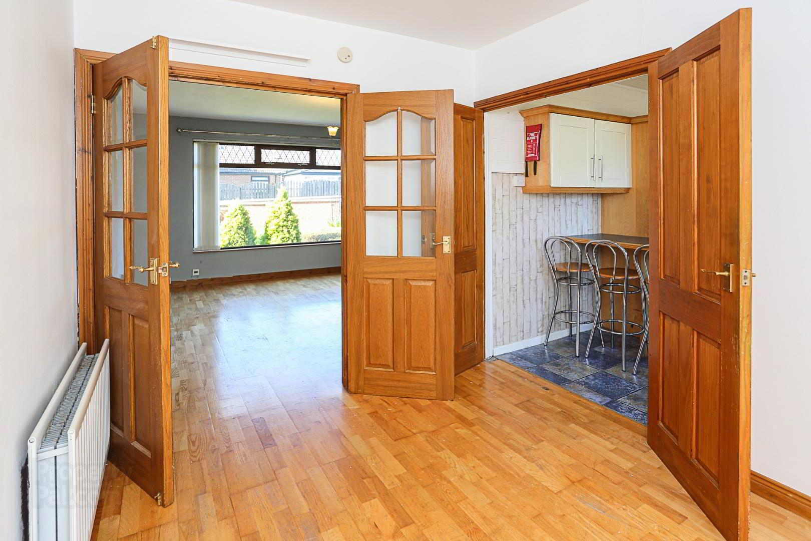 12 Sinclair Avenue 6 of 24