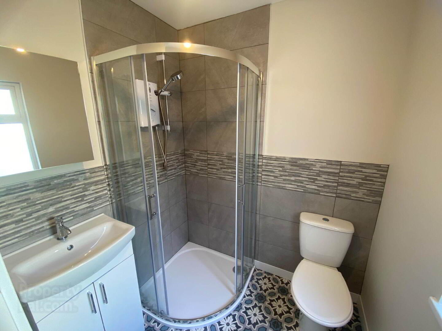 62 Isoline Street 11 of 16
