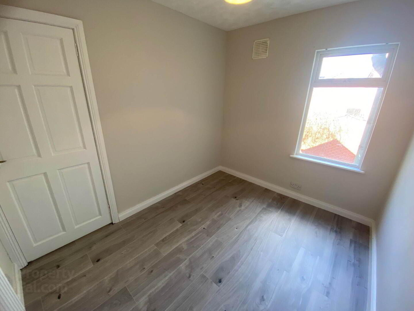 62 Isoline Street 15 of 16