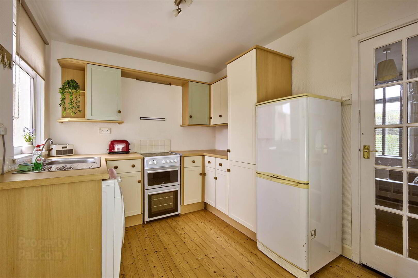 2 Eileen Terrace 10 of 18