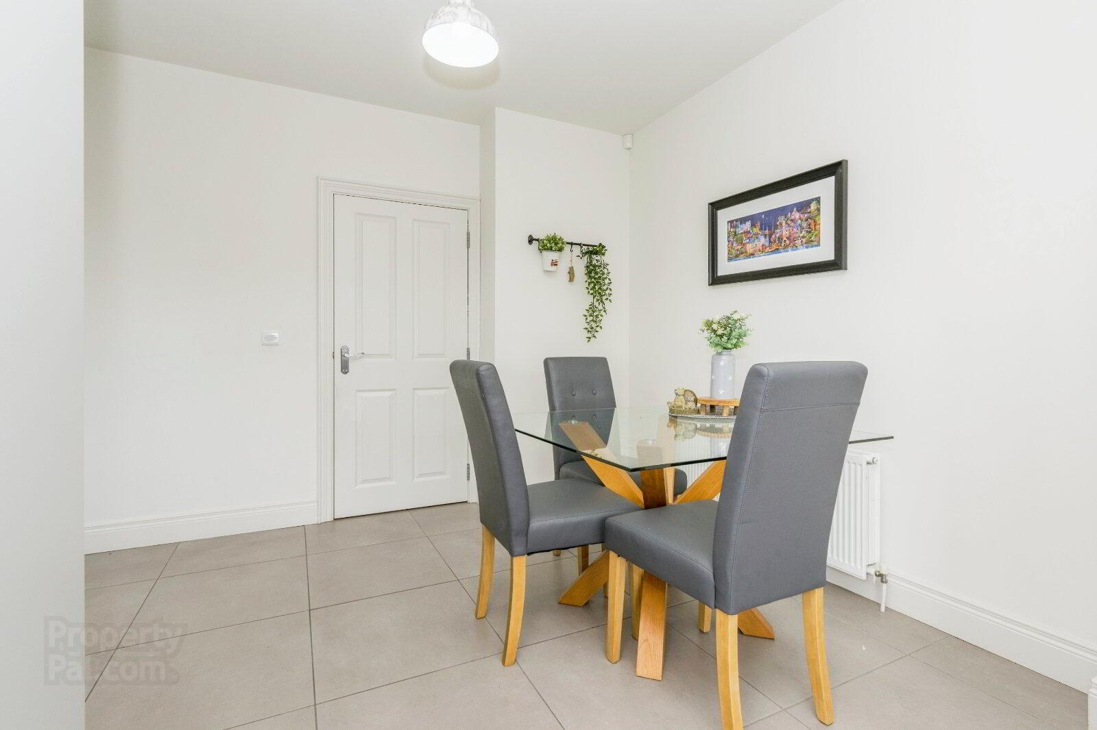 9 Helens Wood Lane 10 of 20