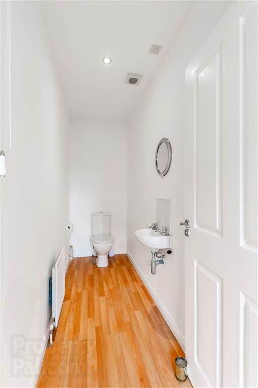 11 Glenburn Manor 10 of 20