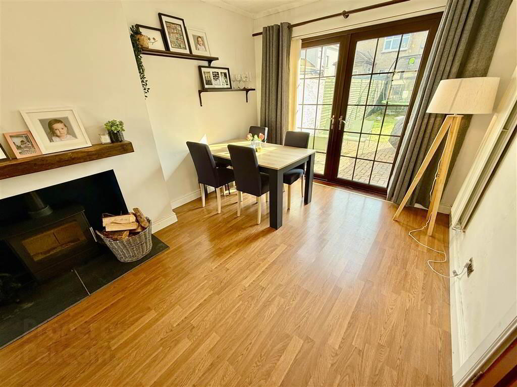 12 Sunderland Road 5 of 13