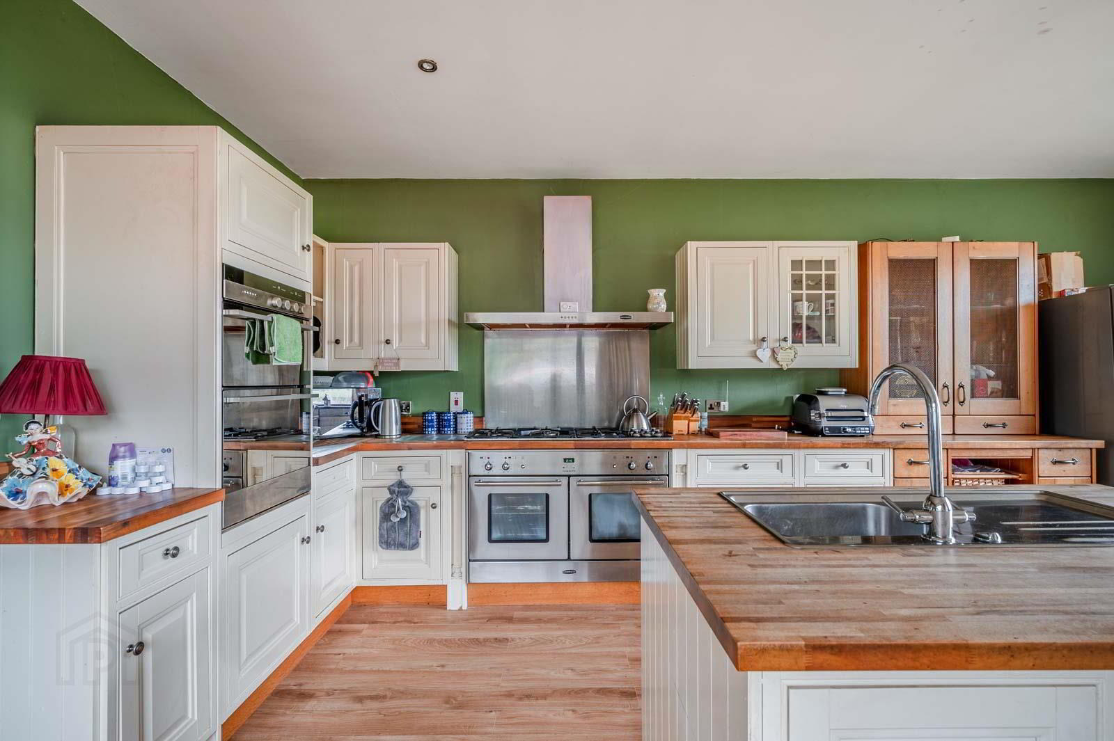 Laurelbank Lodge, 76 - 76b Ballymiscaw Road 14 of 40