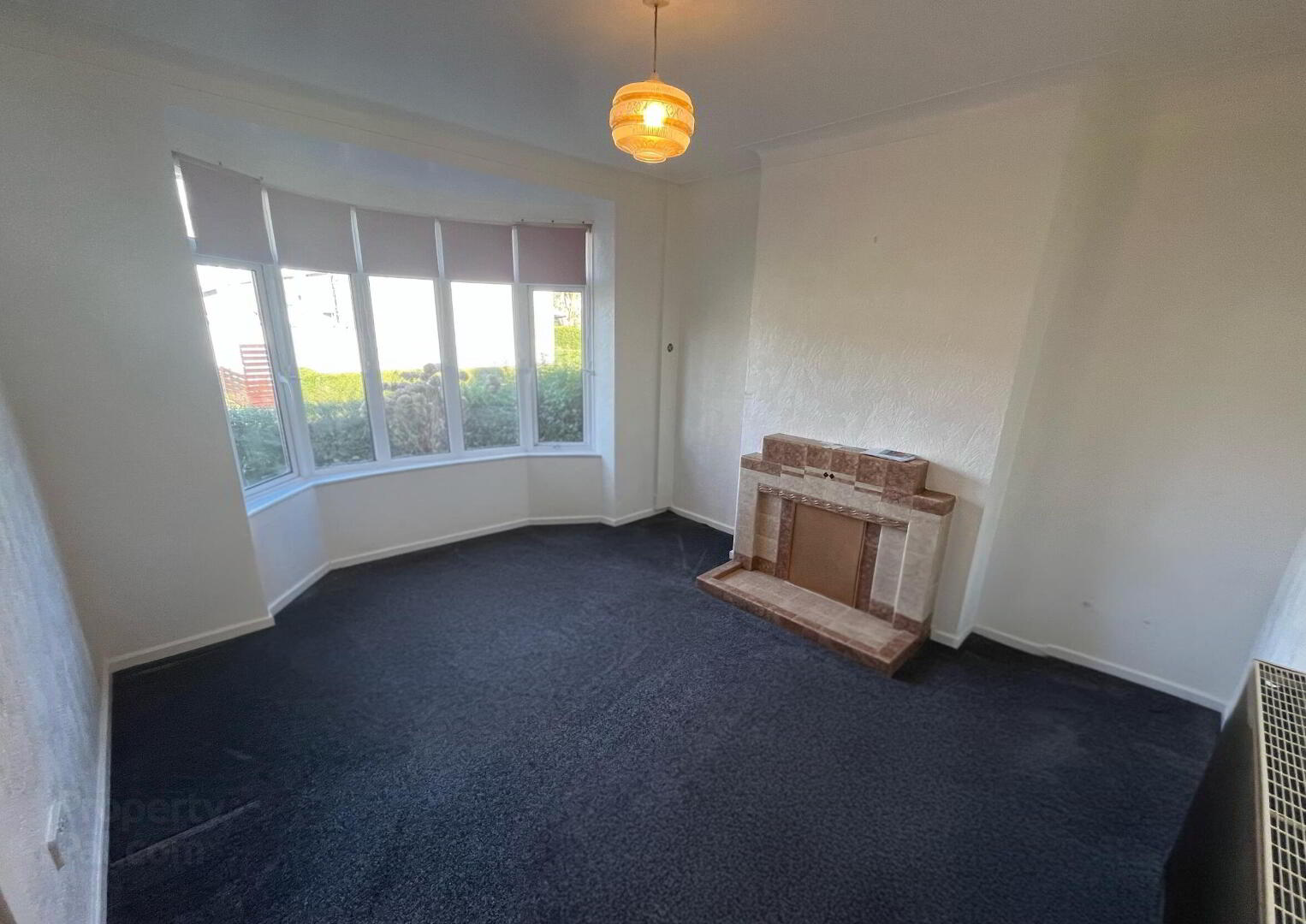 3 Belvoir Crescent 3 of 13