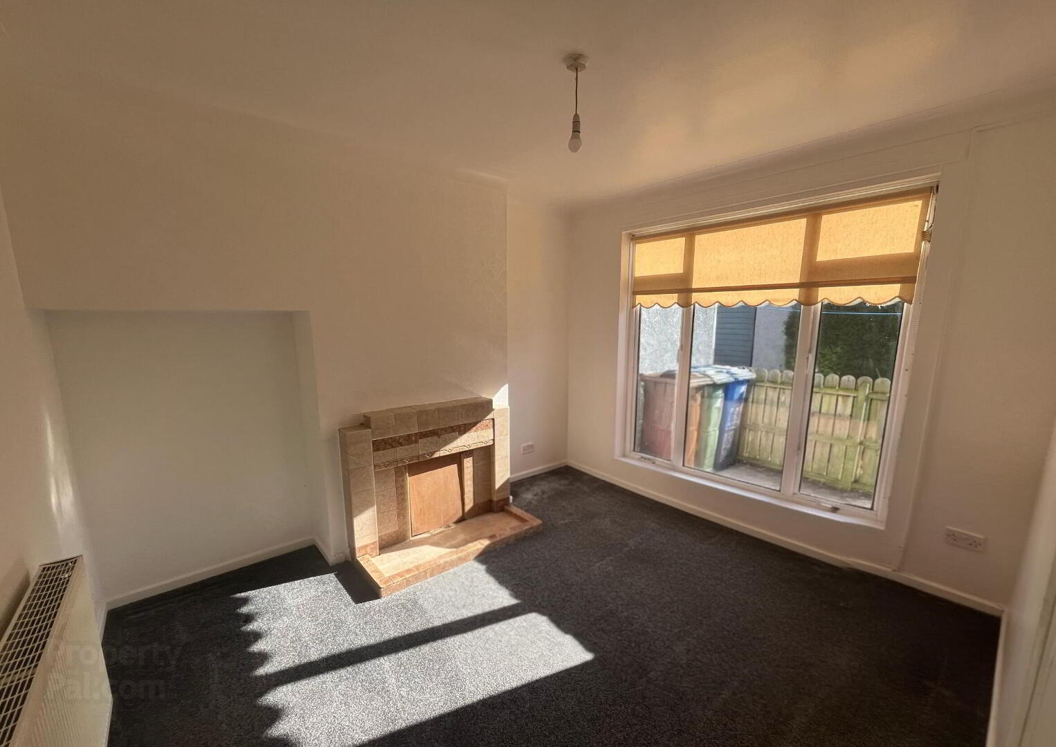 3 Belvoir Crescent 5 of 13