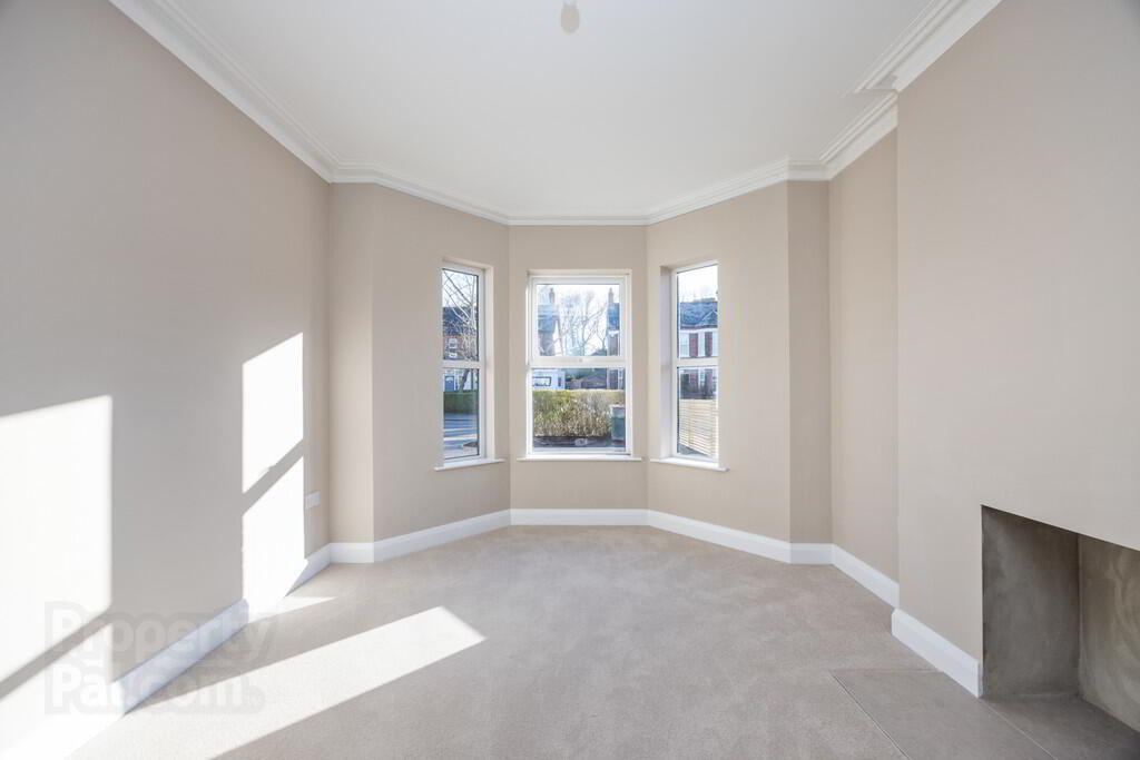 118a Ardenlee Avenue 5 of 46