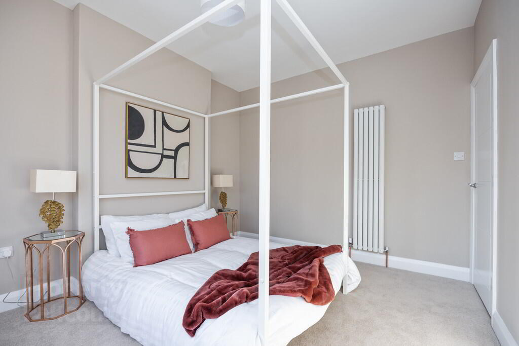 118a Ardenlee Avenue 29 of 46