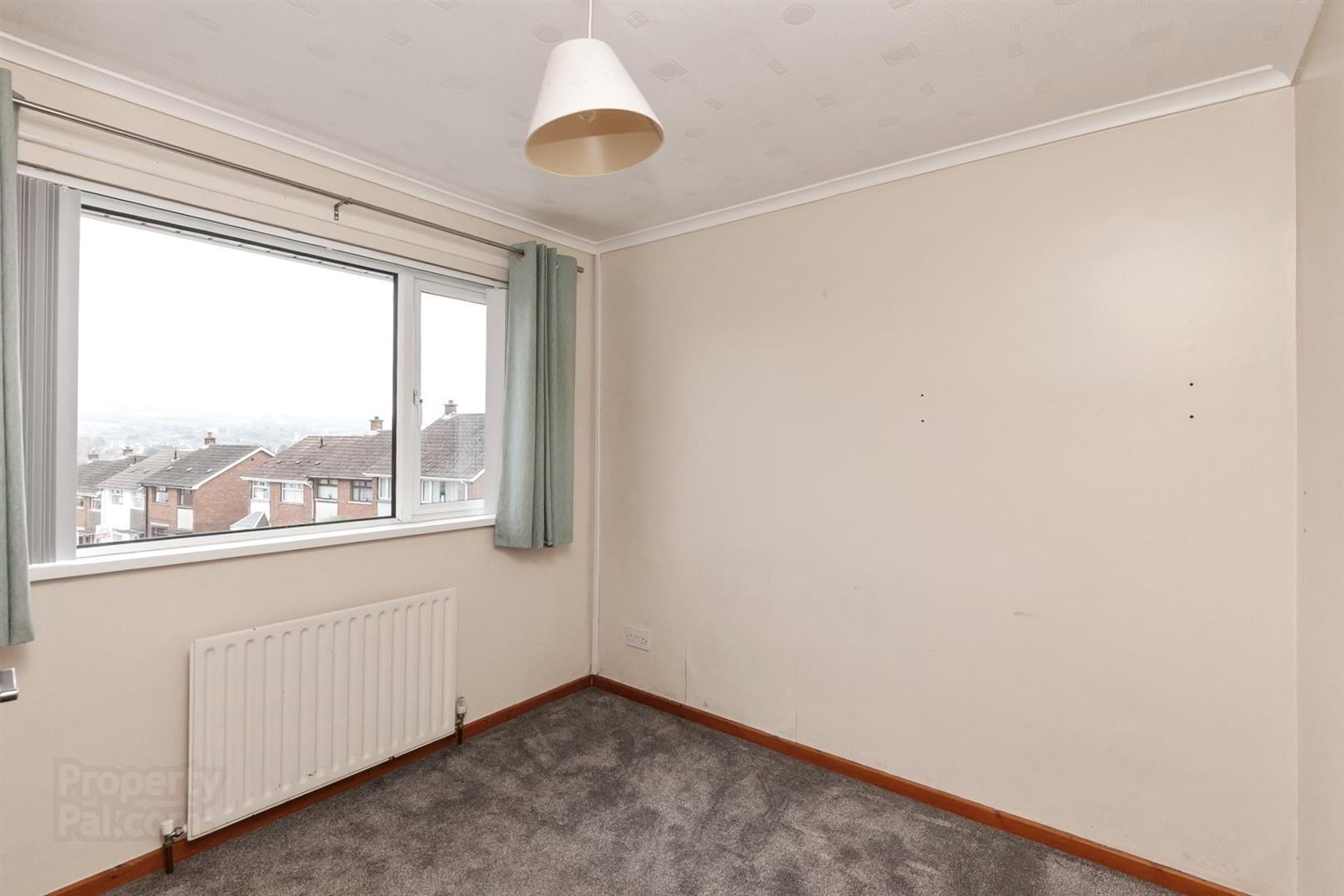 64 Queens Avenue 12 of 19