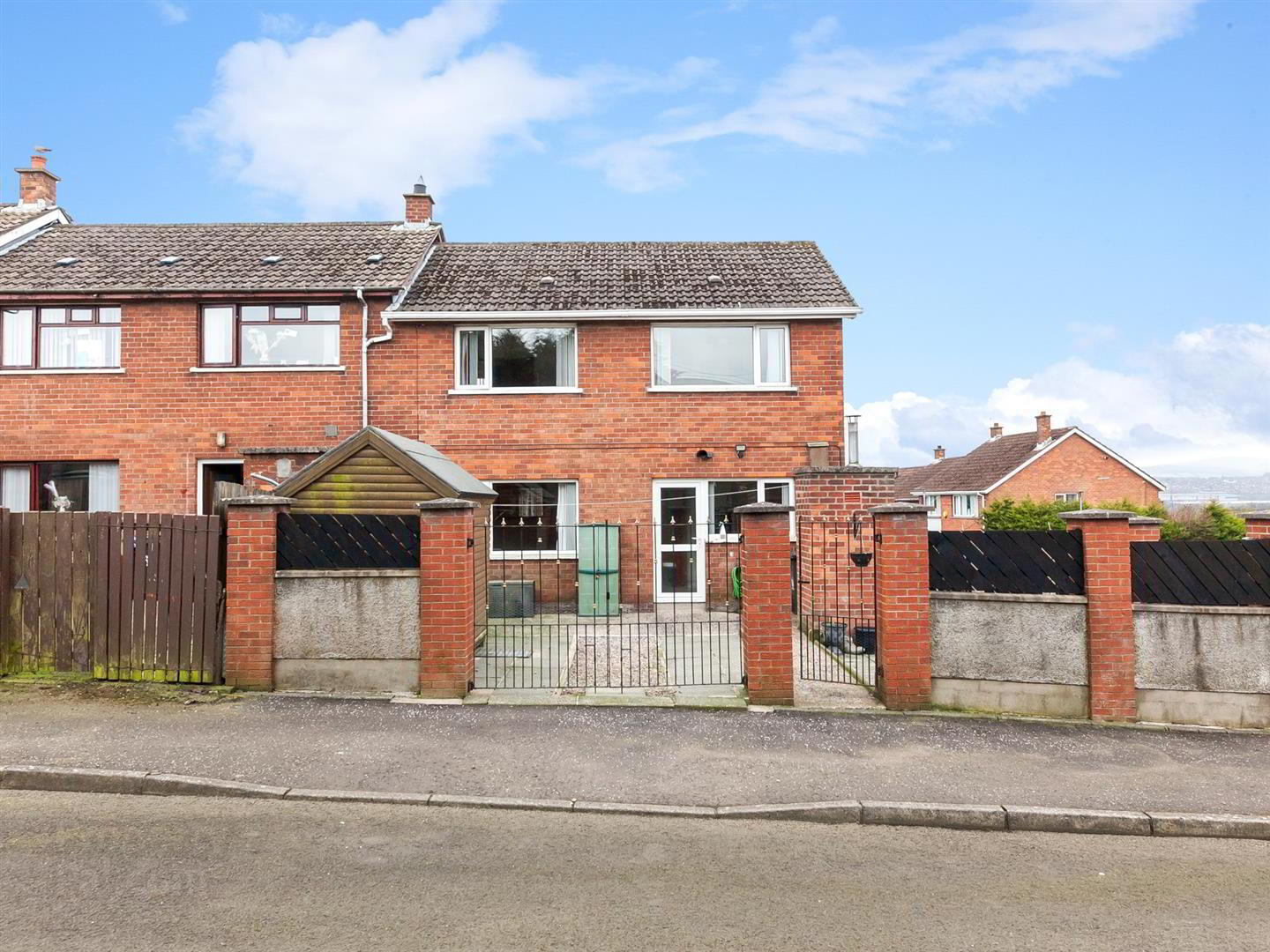 64 Queens Avenue 18 of 19