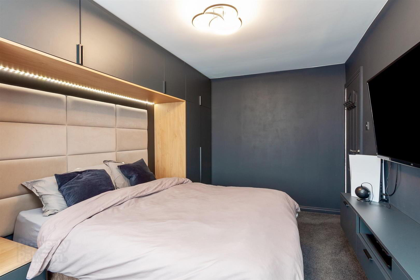 23 Harmin Crescent 16 of 26
