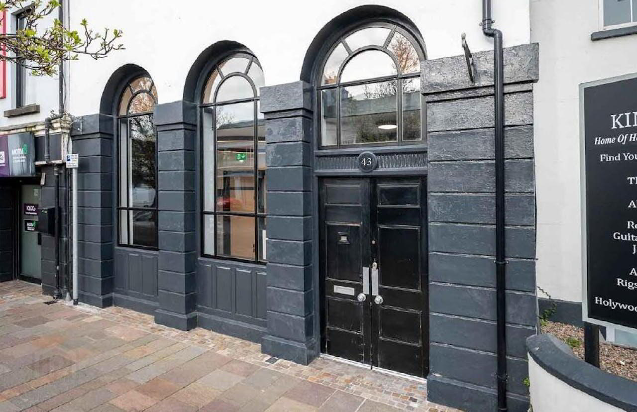 43 High Street 2 of 4