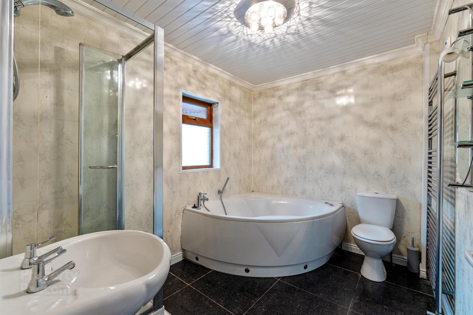 21 Monagh Drive 9 of 28