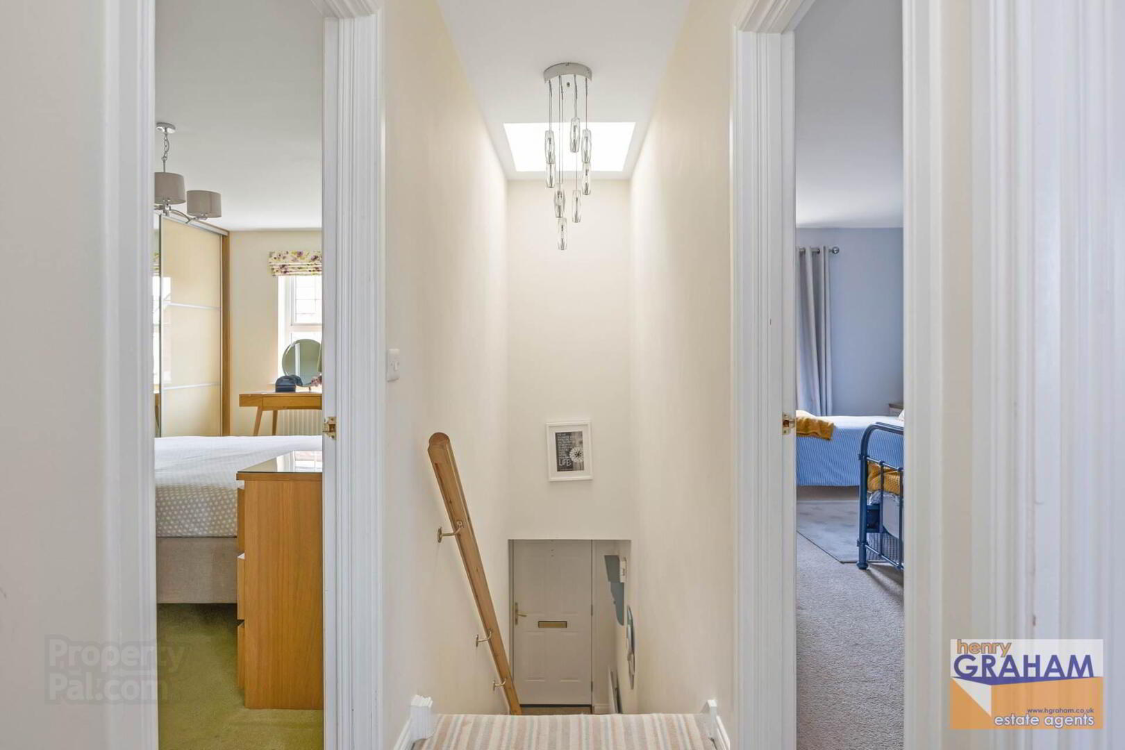 9 Berkeley Hall Court 16 of 36