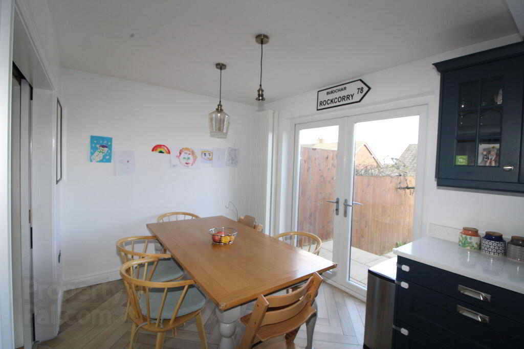 20 Dermott Hill Drive 6 of 9