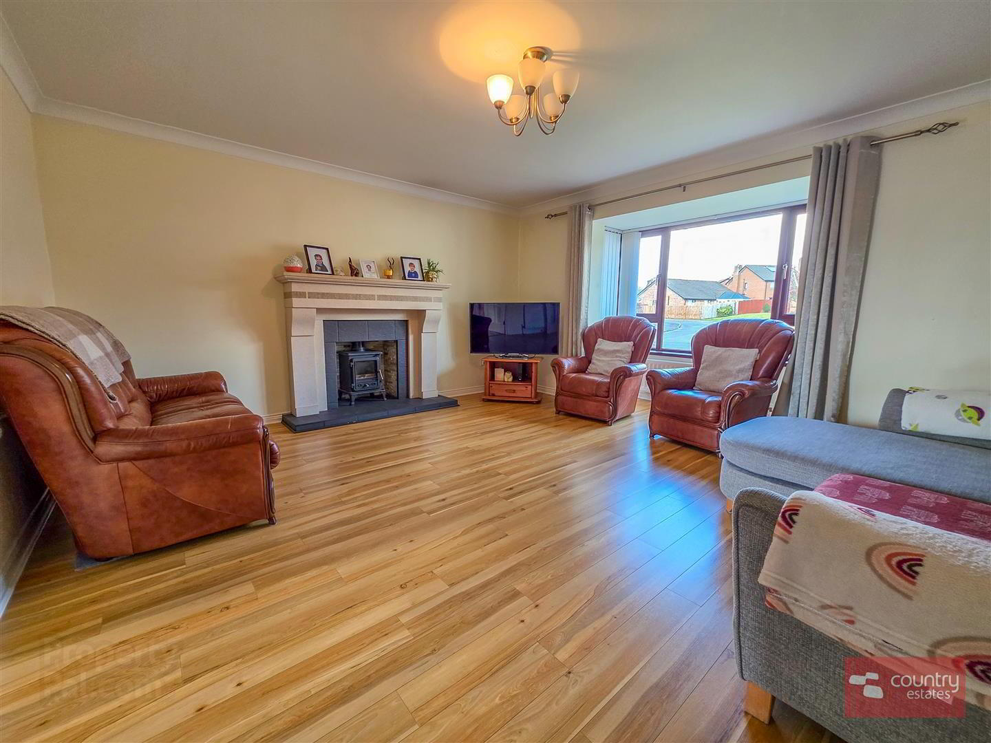18 Blackthorn Road 6 of 28