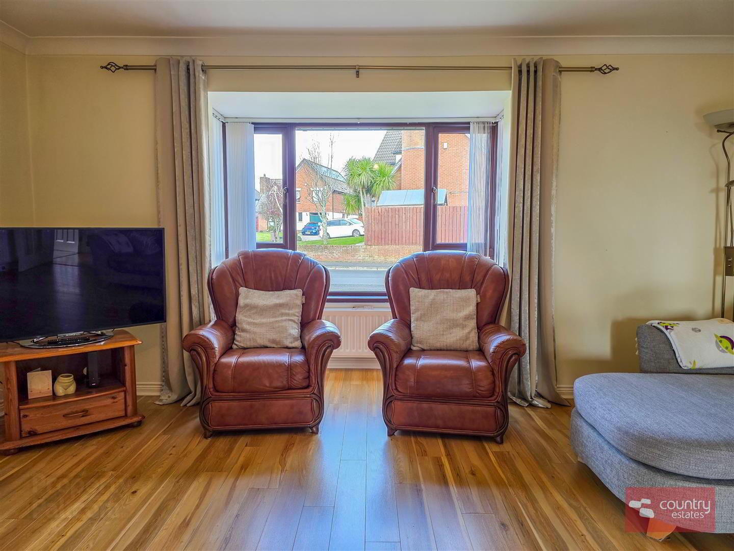 18 Blackthorn Road 7 of 28
