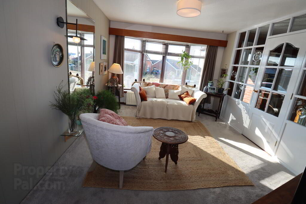 31 Carnhill Road 8 of 31