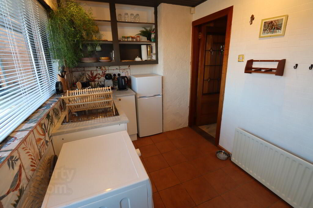 31 Carnhill Road 12 of 31