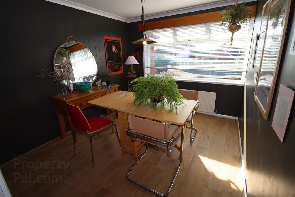 31 Carnhill Road 15 of 31