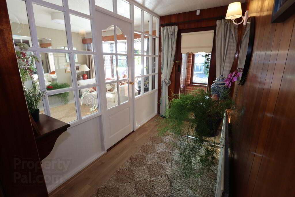 31 Carnhill Road 24 of 31