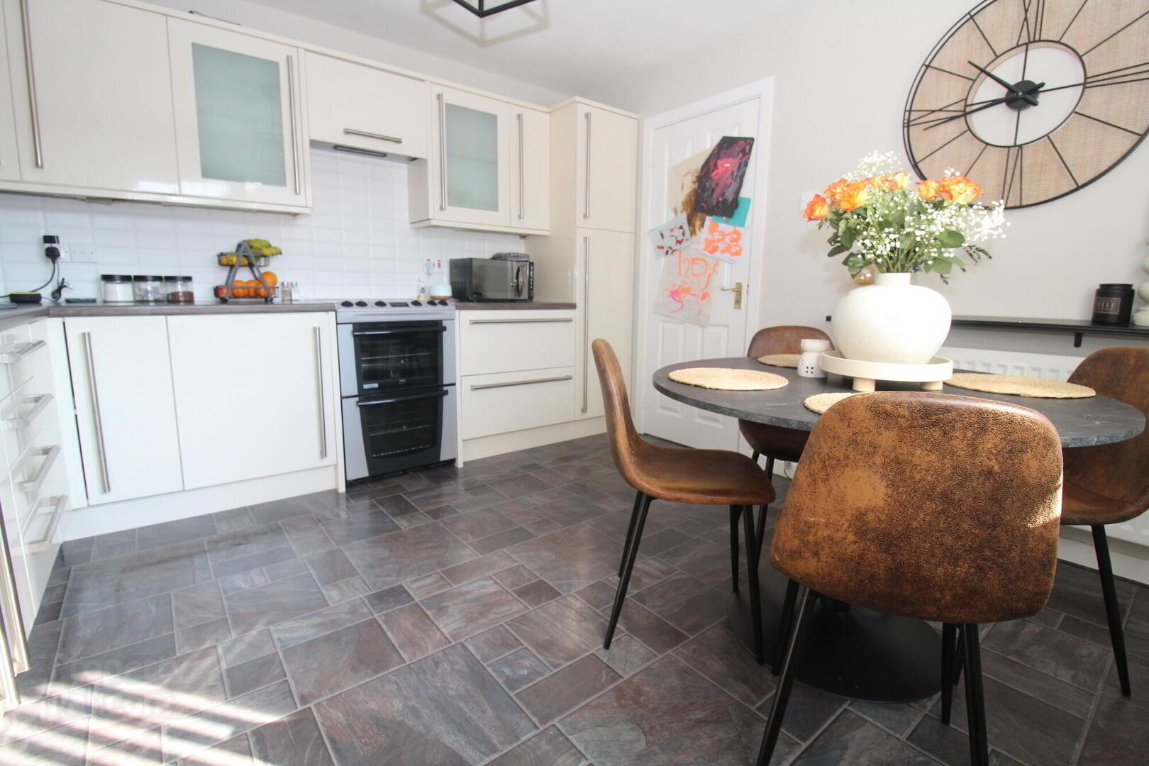 6 Glenaan Court 9 of 17