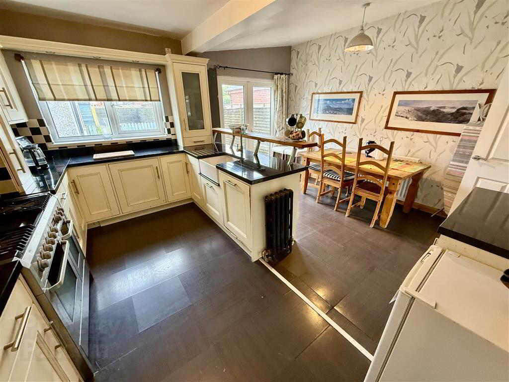 256 Castlereagh Road 6 of 15