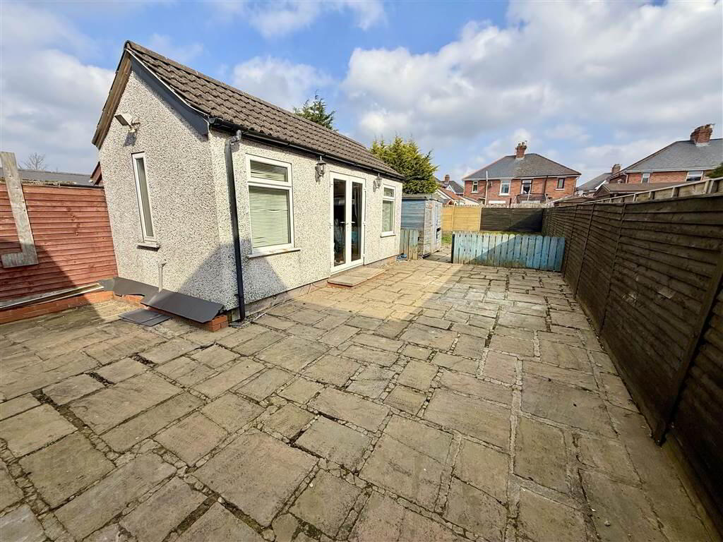 256 Castlereagh Road 13 of 15