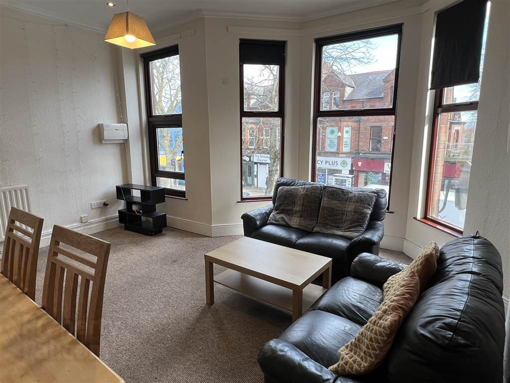 Room 2 Room Sharing Apartment With One Other Person, 131a Stranmillis Road 1 of 5