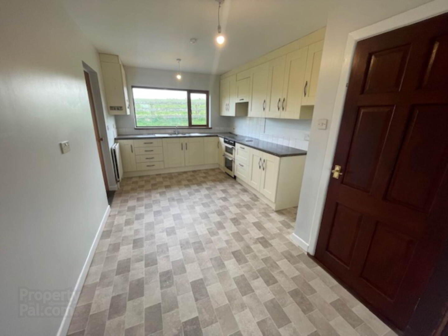 76 Madden Road 7 of 27