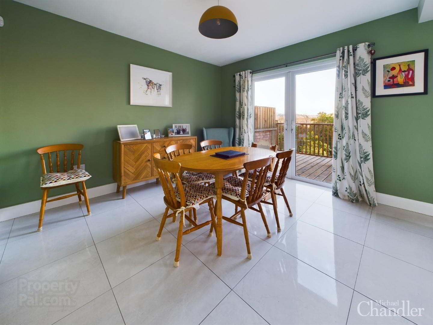 7 Willowbank Park 4 of 21