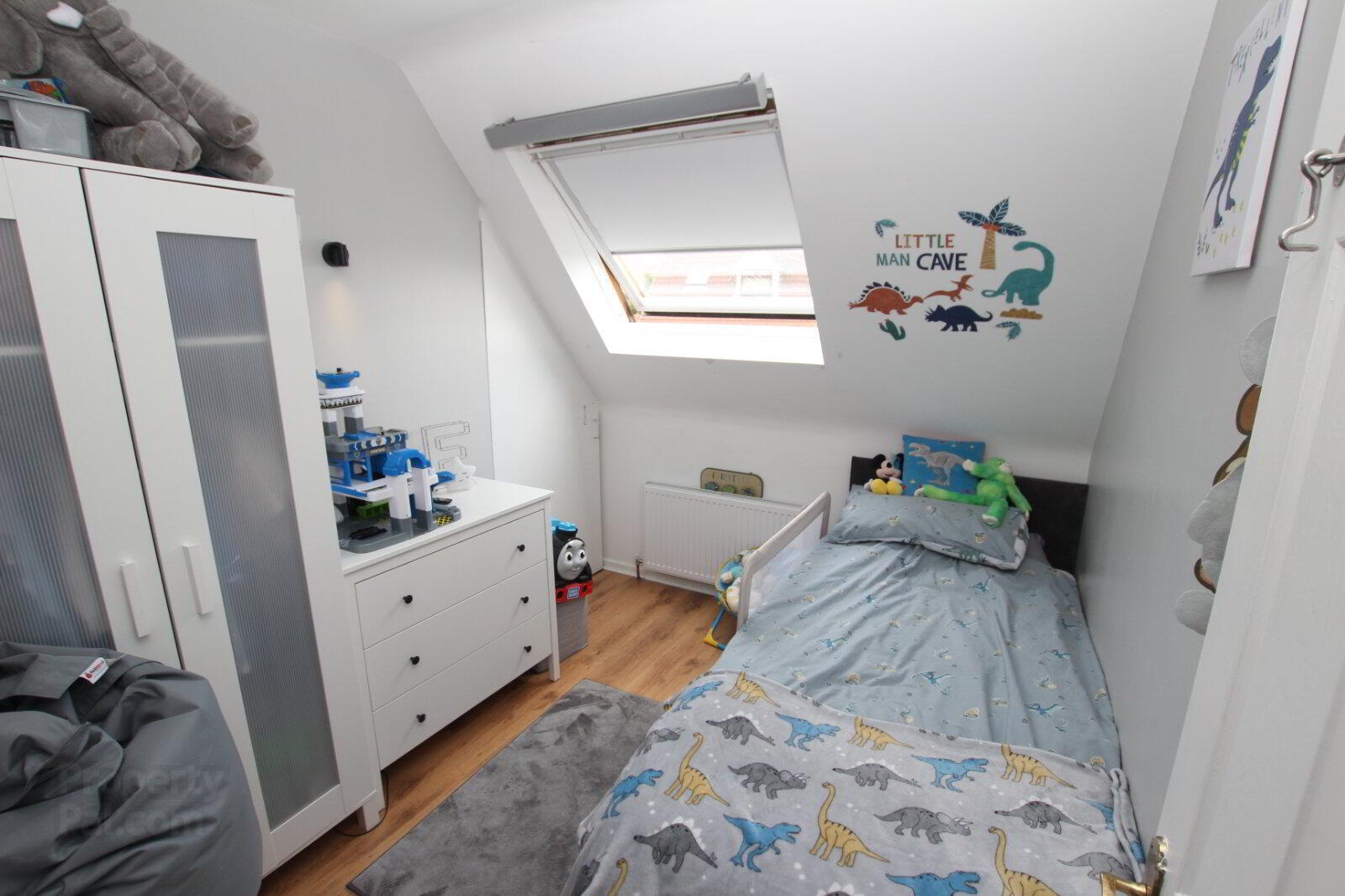8 Hollybrook Avenue 15 of 21