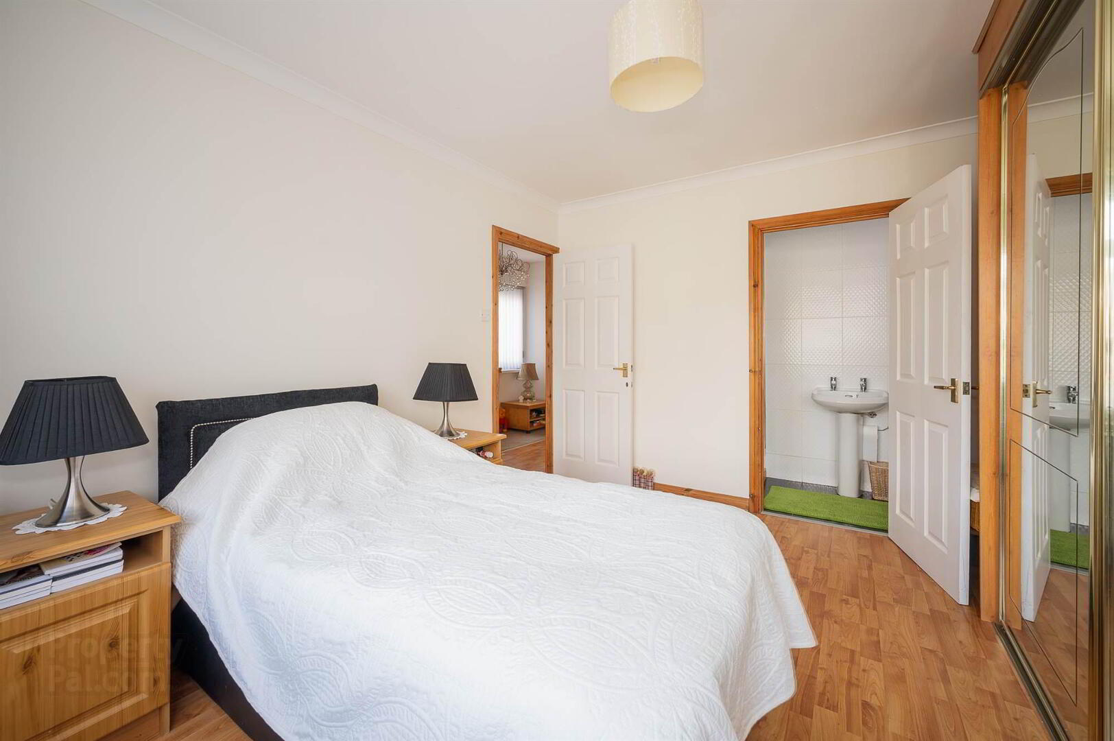 6 Olive Street 16 of 20