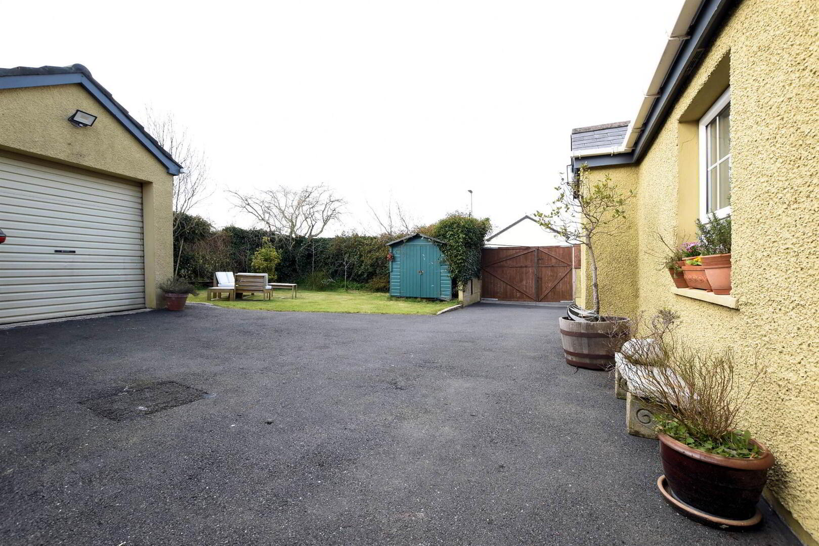 17 Church Road 16 of 18