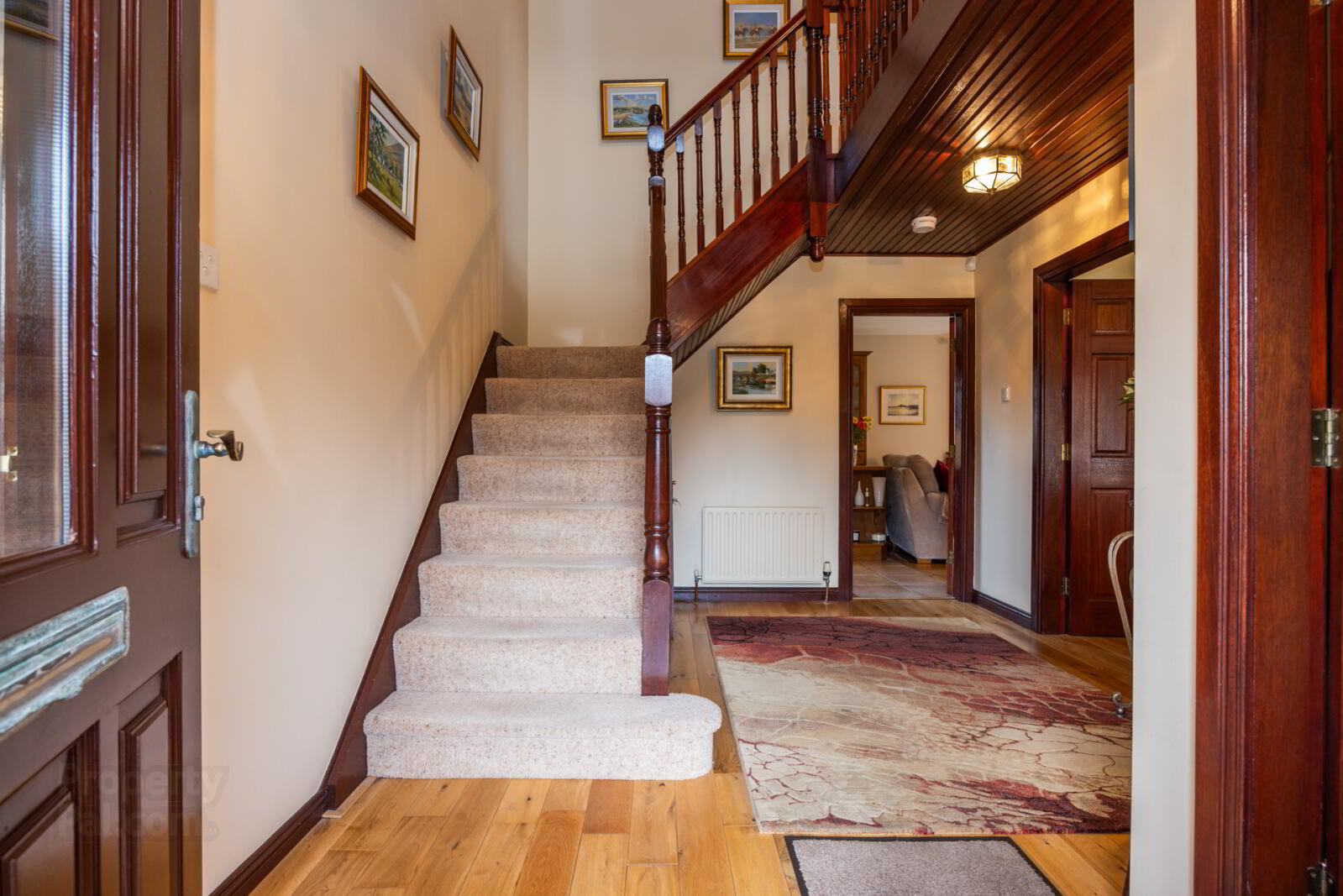 18 Langley Hall 6 of 37