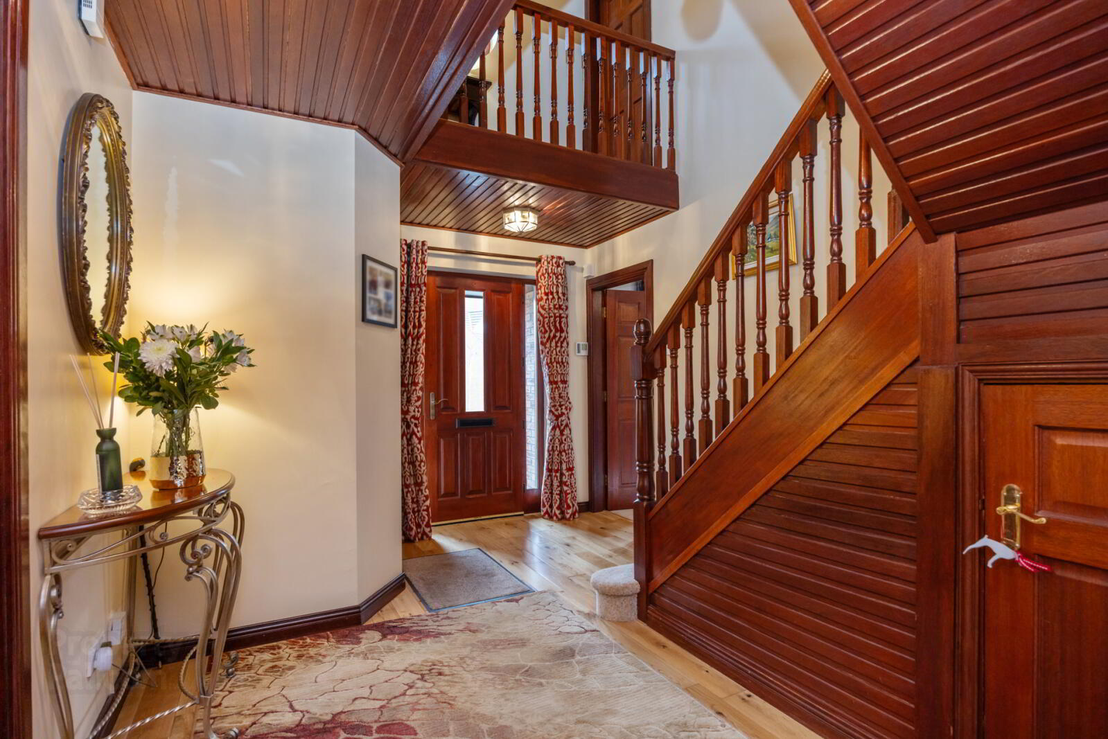 18 Langley Hall 7 of 37