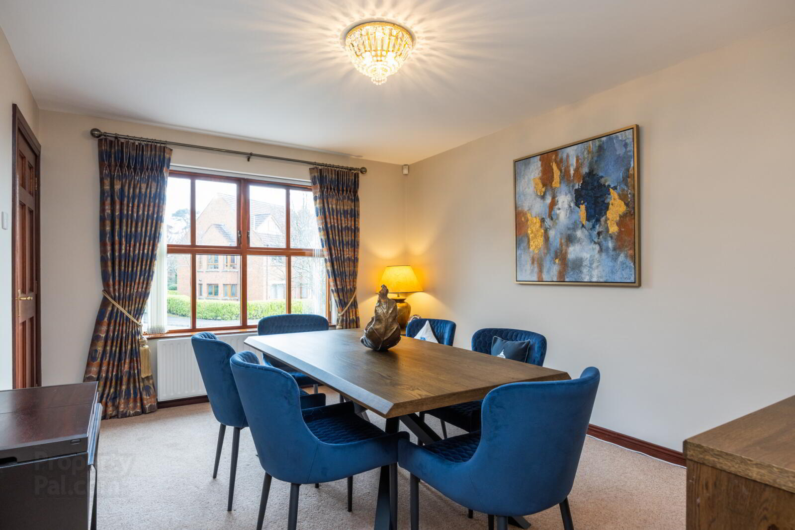 18 Langley Hall 9 of 37