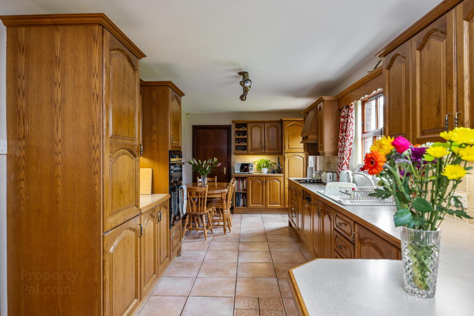 18 Langley Hall 13 of 37