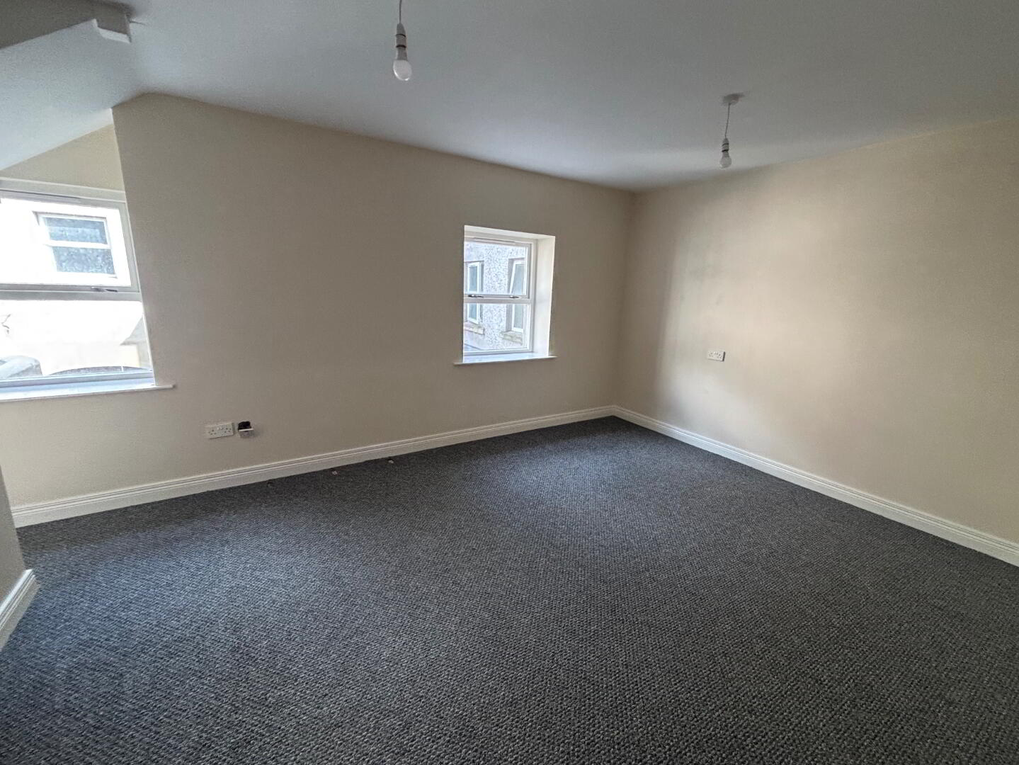 Unit 2c, 24-26 Upper English Street 4 of 5