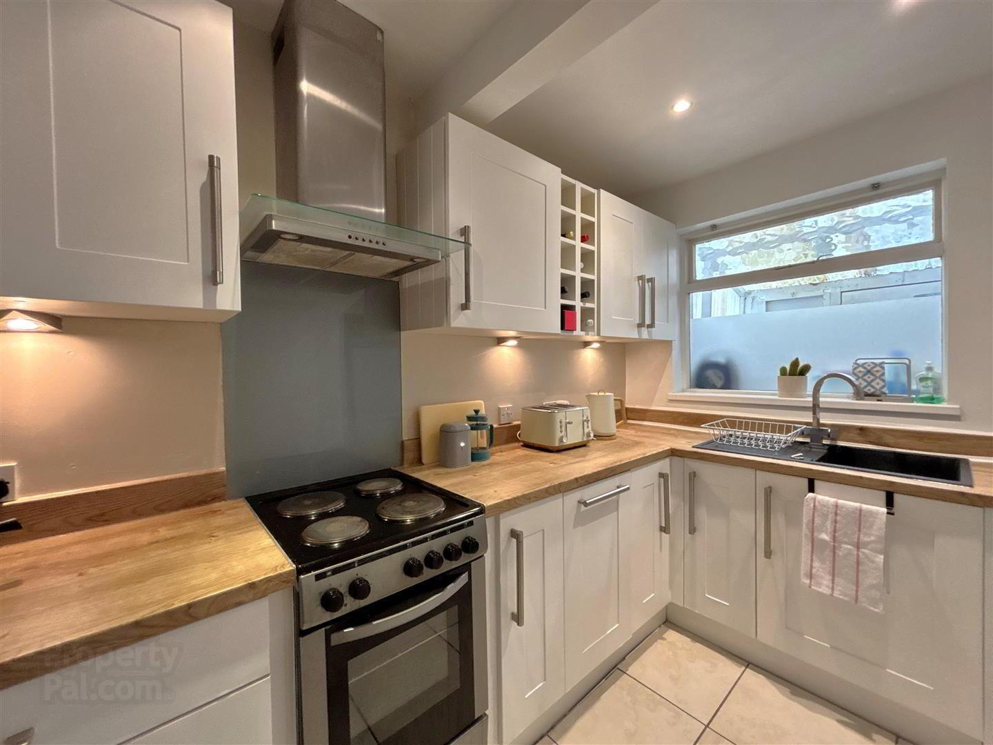85 Seaview Drive 12 of 25