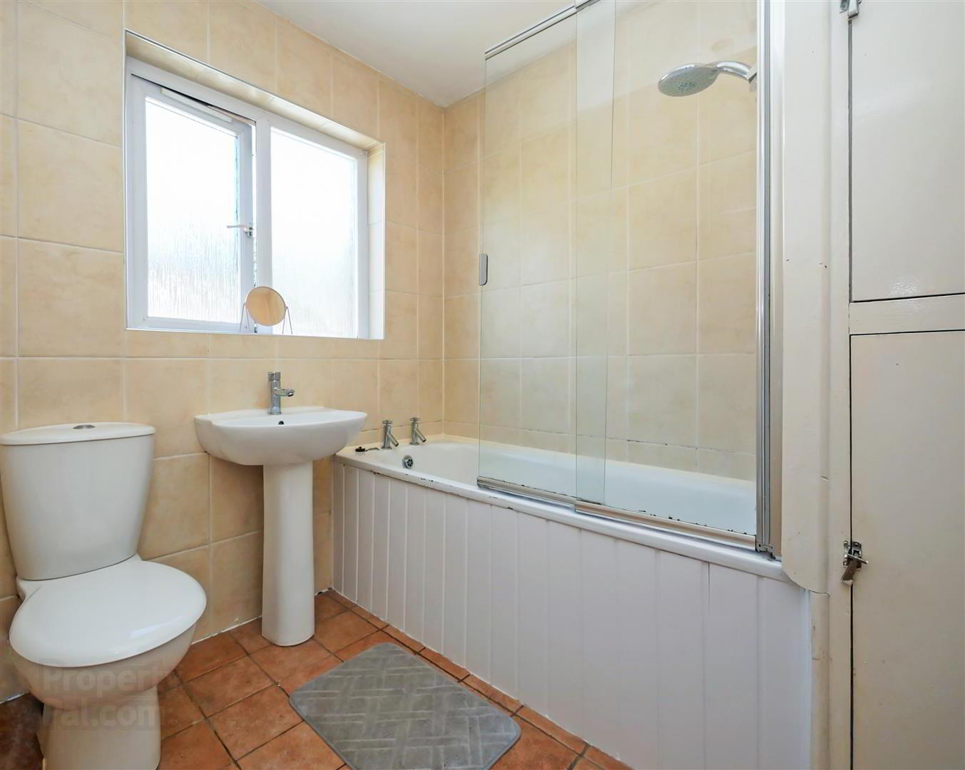 63 Newton Park 17 of 24